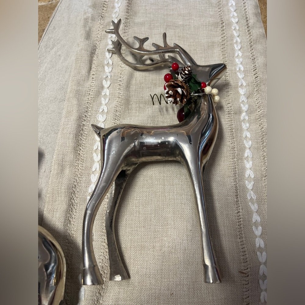 Festive Silver Reindeer with Pinecone Accent - Picture 3 of 3